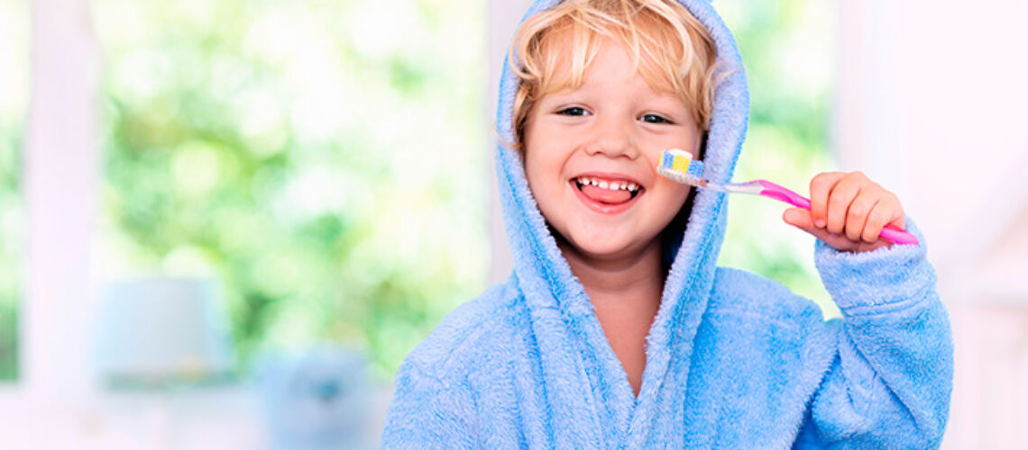 Por que devemos cuidar também do dente de leite das crianças?